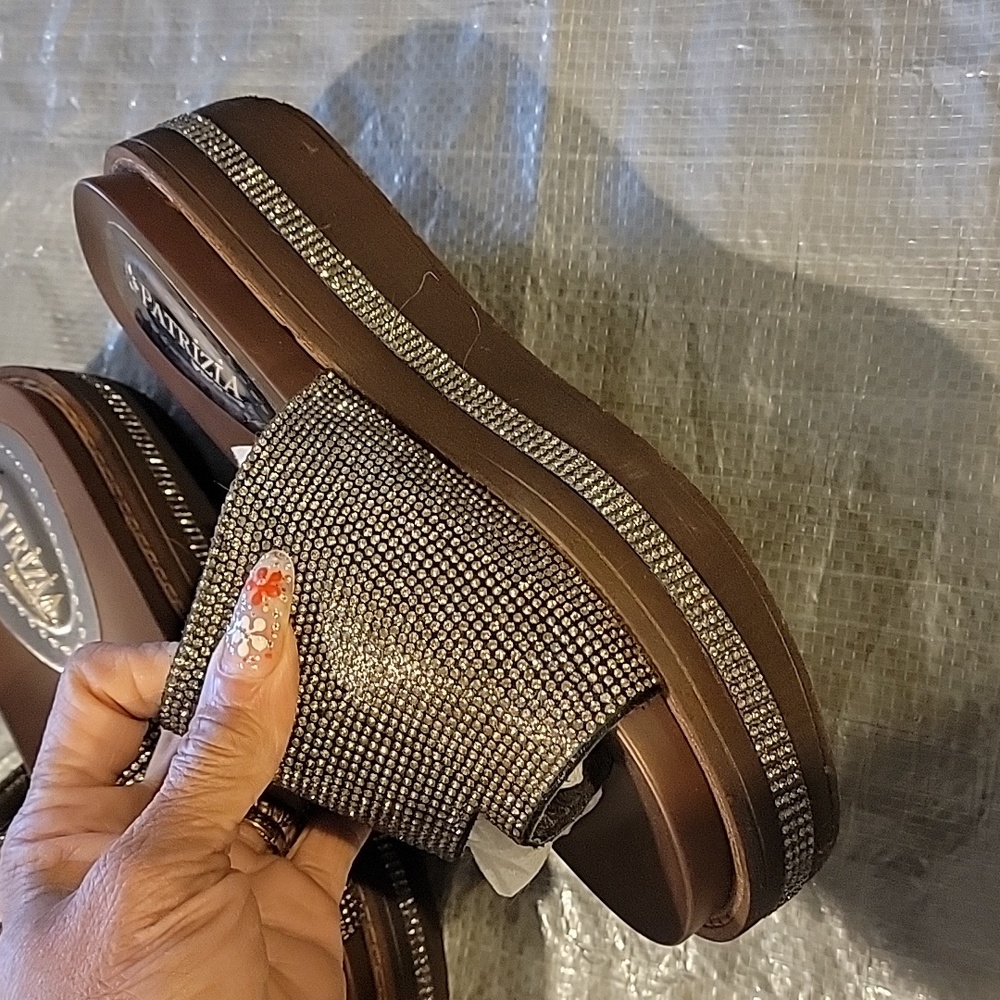 Sandals - Picture 7 of 10